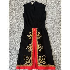 Vintage 1960s Junior Accent Sz 12 Cocktail Dress Embroidered Zip Back Vneck